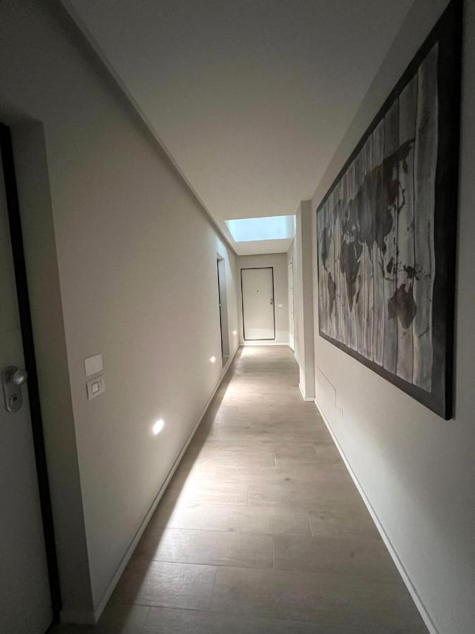 因佩里亚Casa Dante: Oneglia Centro-Marina-Spiagge公寓 外观 照片